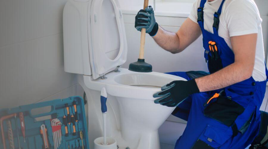 Expert burst pipe repair services in Decatur, NE
